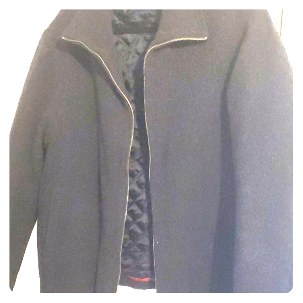 Gap jacket small fits like a medium.